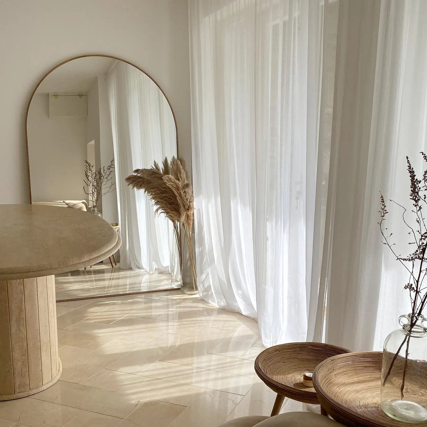 Grand Miroir d'Appoint Arqué Style Pinterest - Cadre Métallique Doré (180 x 110 cm)